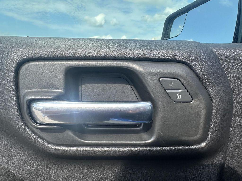 new 2025 Chevrolet Silverado 1500 car, priced at $47,800