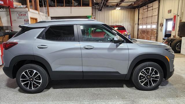 new 2025 Chevrolet TrailBlazer car, priced at $28,585