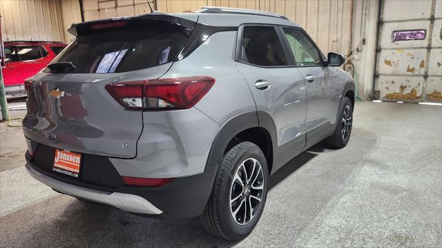 new 2025 Chevrolet TrailBlazer car, priced at $28,585