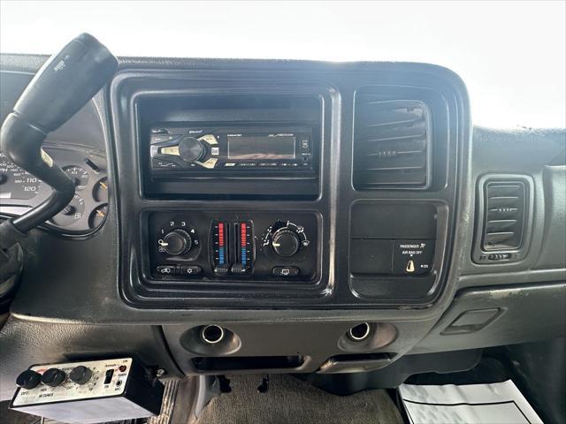 used 2005 Chevrolet Silverado 2500 car, priced at $9,995