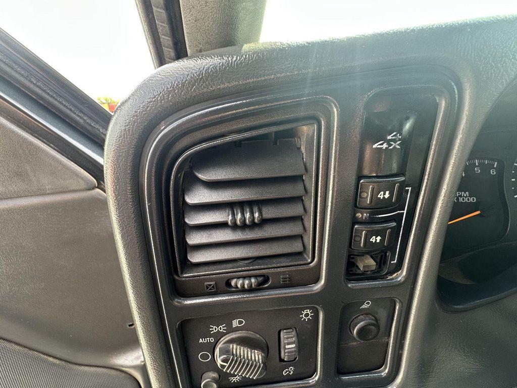used 2005 Chevrolet Silverado 2500 car, priced at $8,995