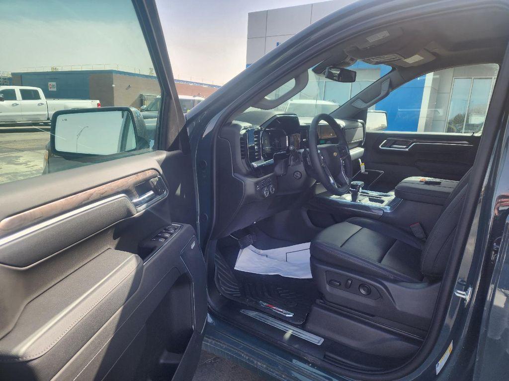 new 2025 Chevrolet Silverado 1500 car, priced at $56,630