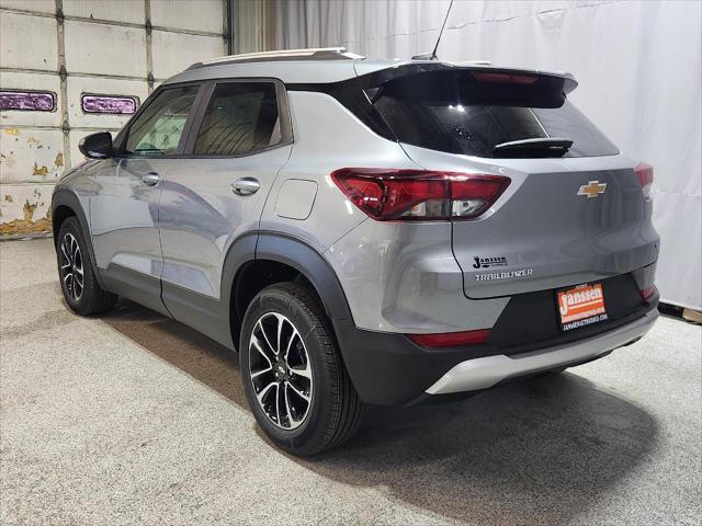 new 2025 Chevrolet TrailBlazer car, priced at $28,475