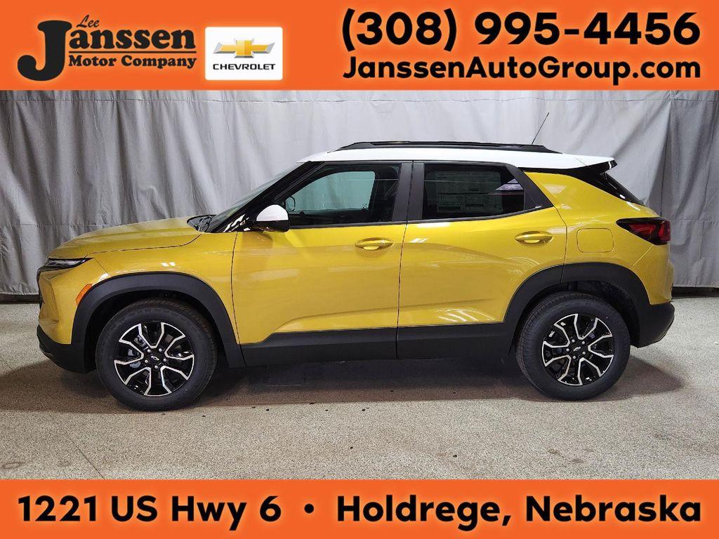 new 2025 Chevrolet TrailBlazer car, priced at $30,980