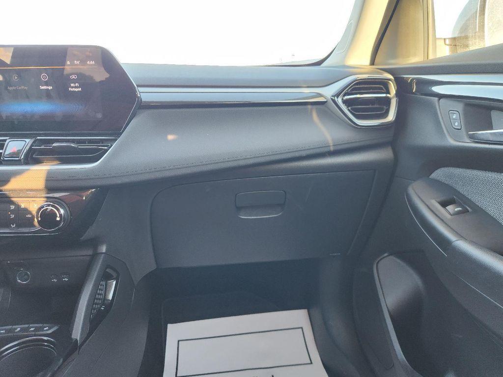used 2025 Chevrolet TrailBlazer car, priced at $23,995