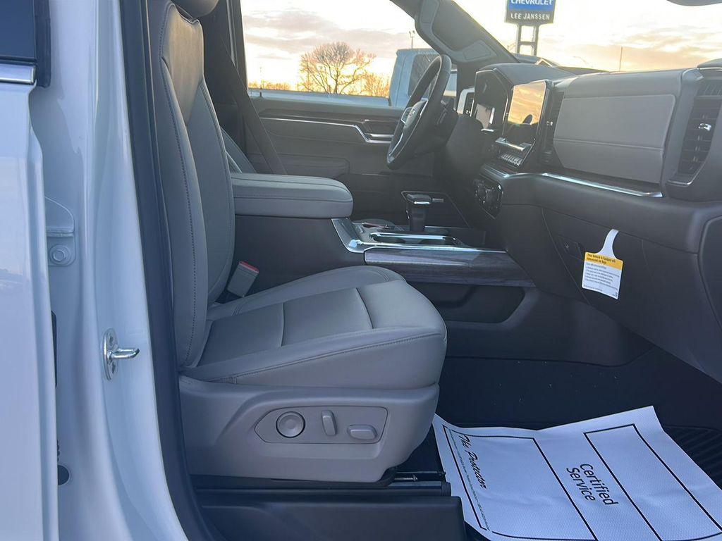 new 2026 Chevrolet Silverado 1500 car, priced at $67,870