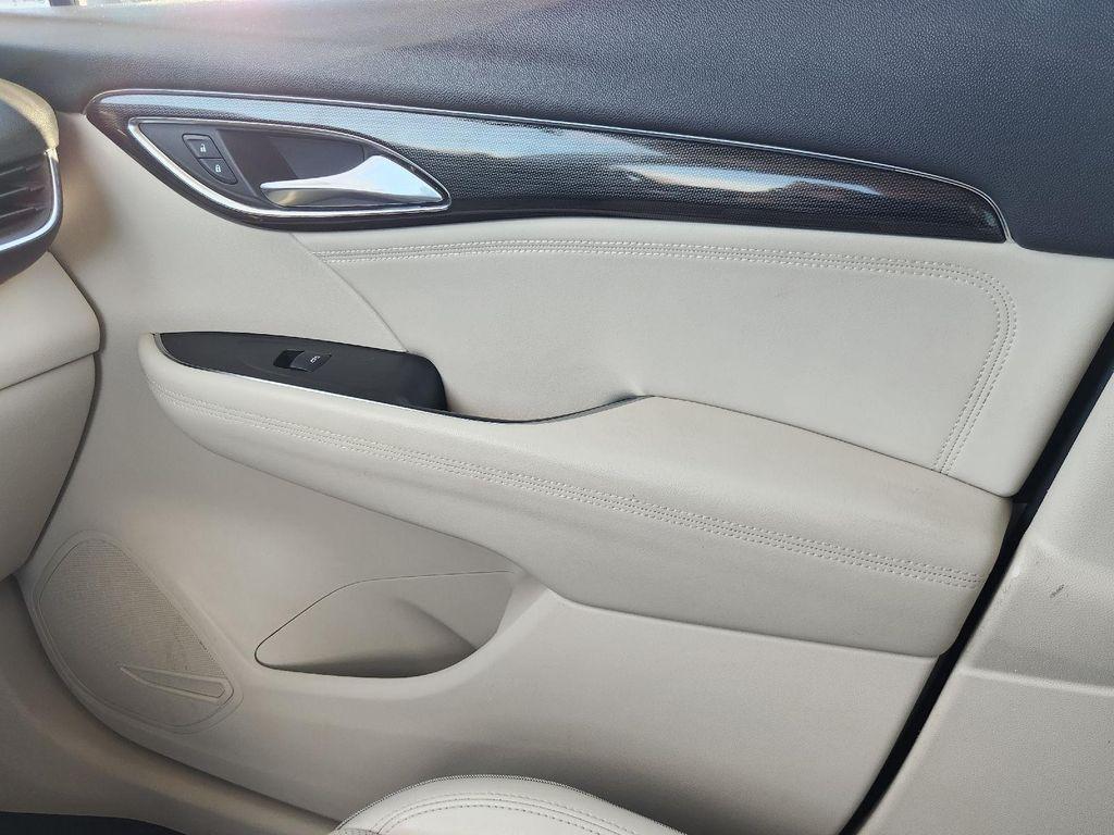 used 2022 Buick Envision car, priced at $25,995