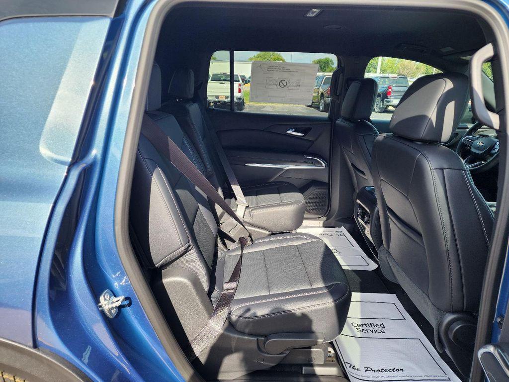 new 2026 Chevrolet Traverse car, priced at $43,695