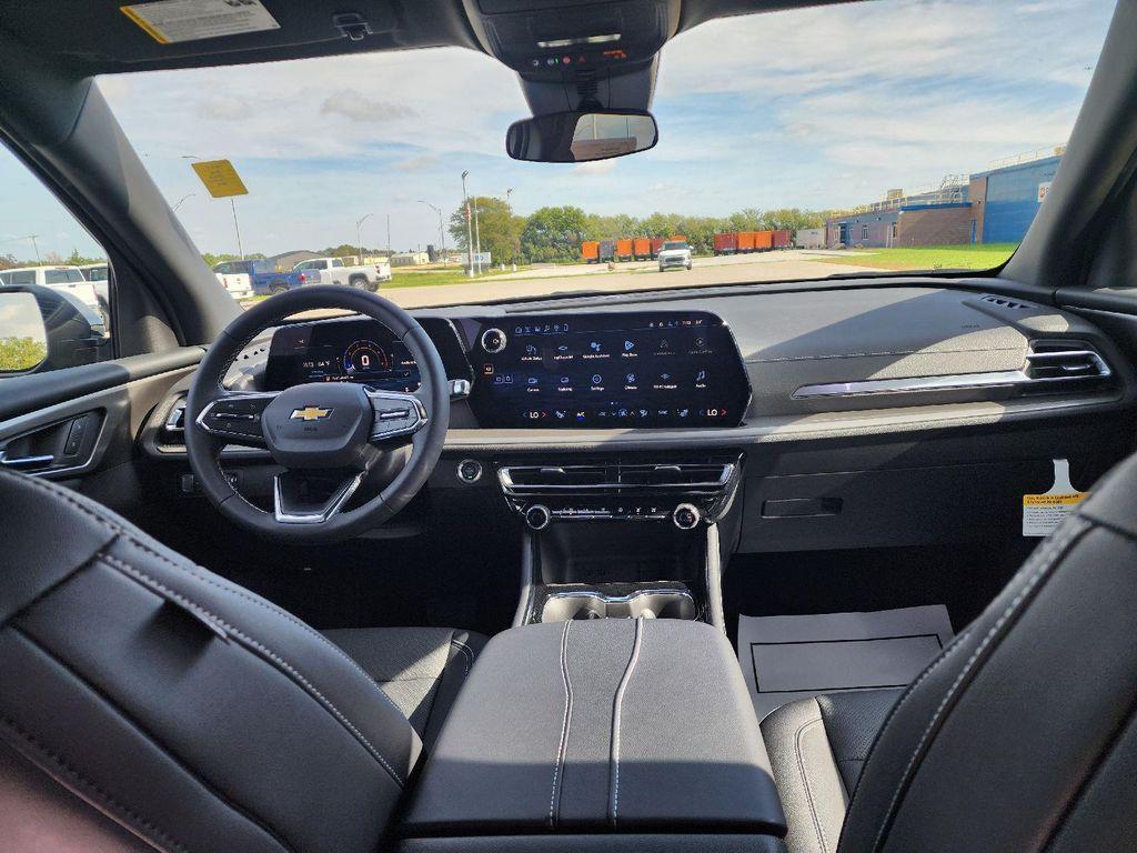 new 2026 Chevrolet Traverse car, priced at $43,695