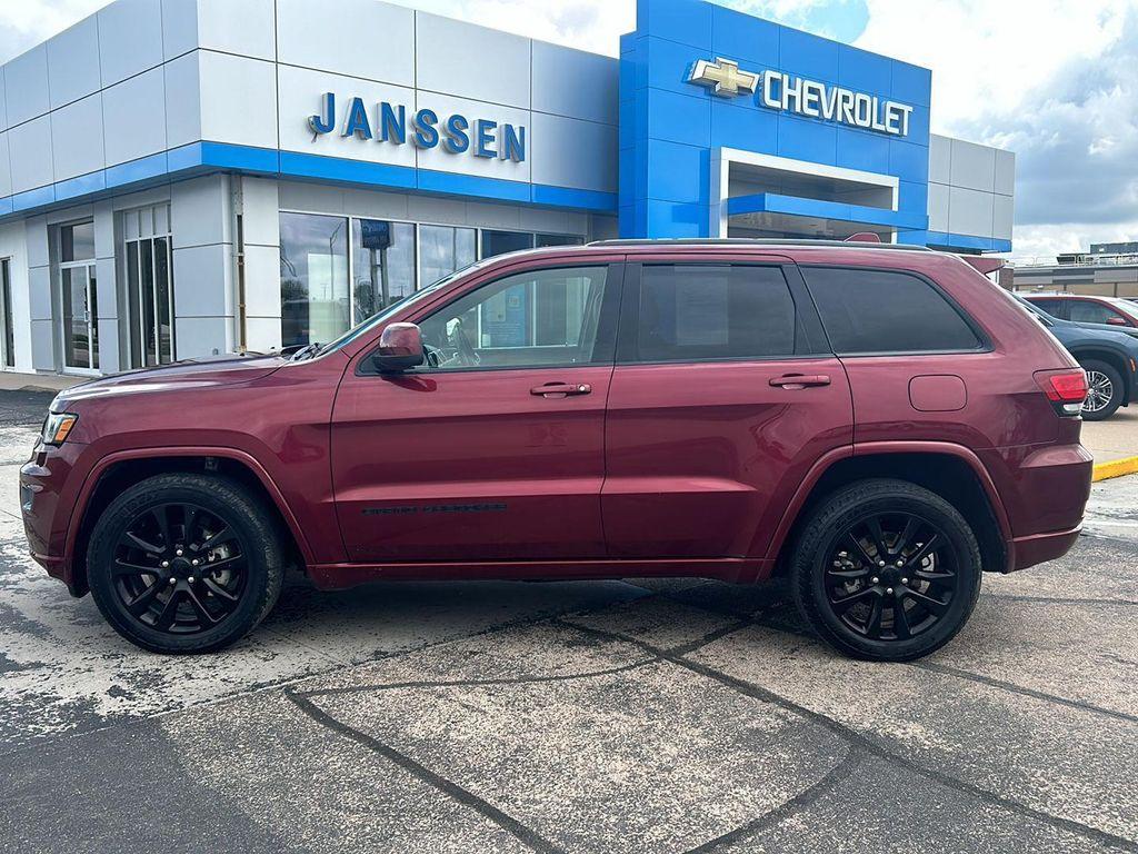 used 2018 Jeep Grand Cherokee car, priced at $19,995