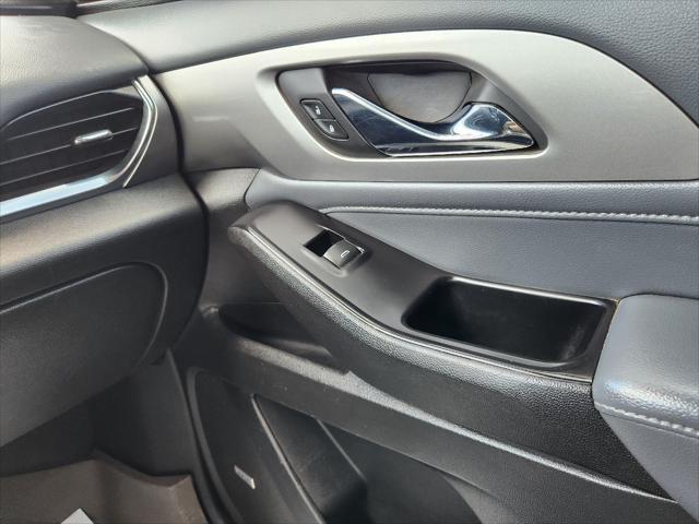 used 2018 Chevrolet Traverse car, priced at $18,995