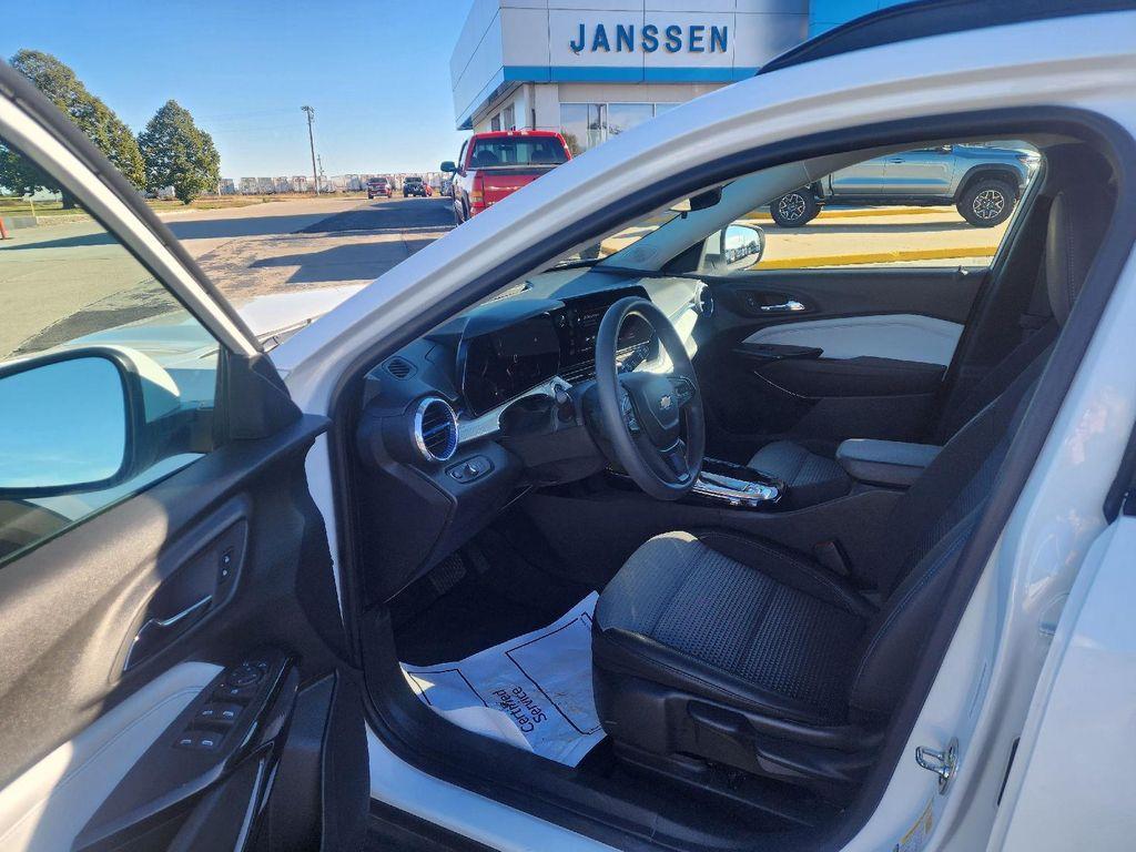 used 2025 Chevrolet Trax car, priced at $20,750