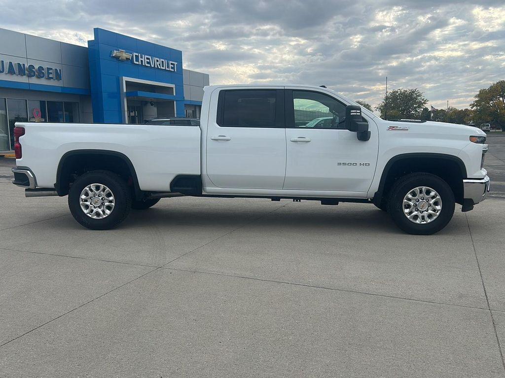 new 2026 Chevrolet Silverado 3500 car, priced at $73,575