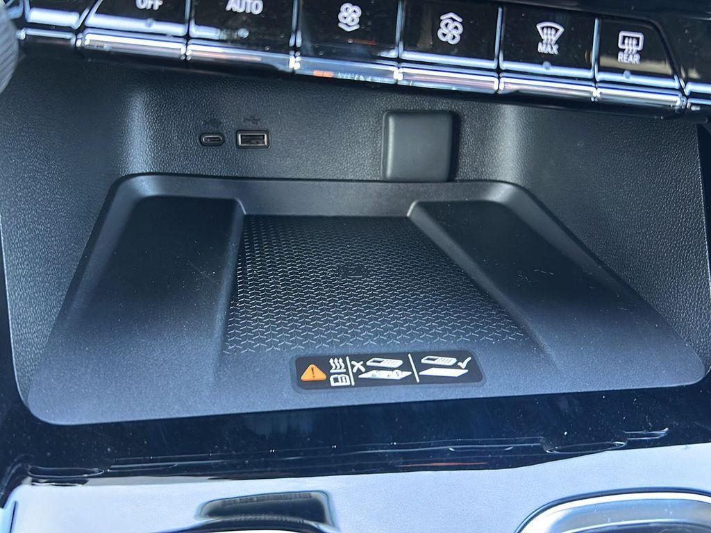 new 2026 Chevrolet Traverse car, priced at $43,695