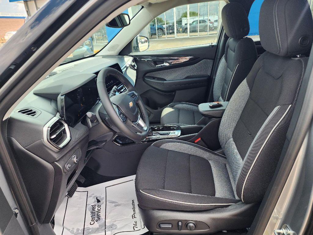 new 2026 Chevrolet TrailBlazer car, priced at $29,270