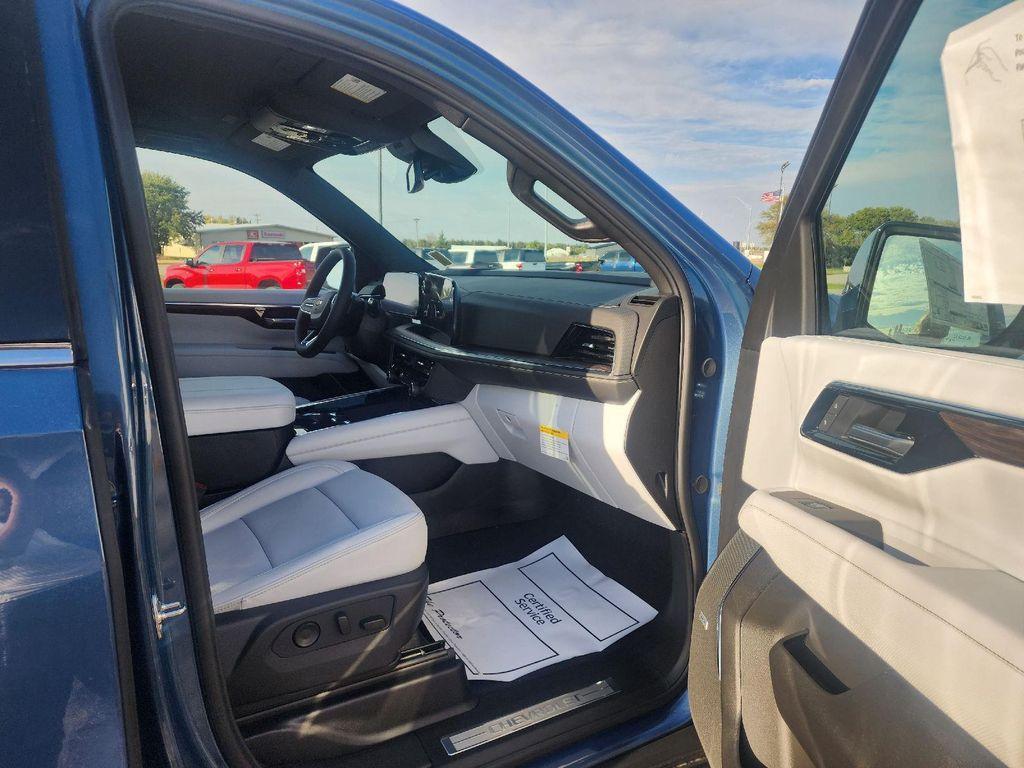 new 2026 Chevrolet Suburban car, priced at $84,190