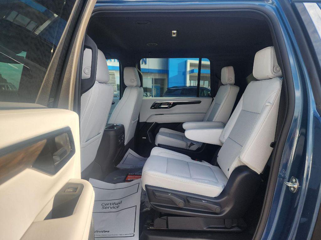 new 2026 Chevrolet Suburban car, priced at $84,190