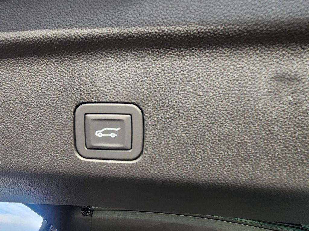 new 2026 Chevrolet Suburban car, priced at $84,190