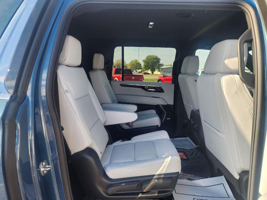 new 2026 Chevrolet Suburban car, priced at $84,190