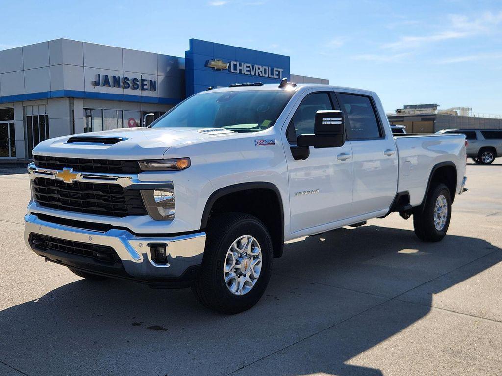 new 2026 Chevrolet Silverado 3500 car, priced at $73,575