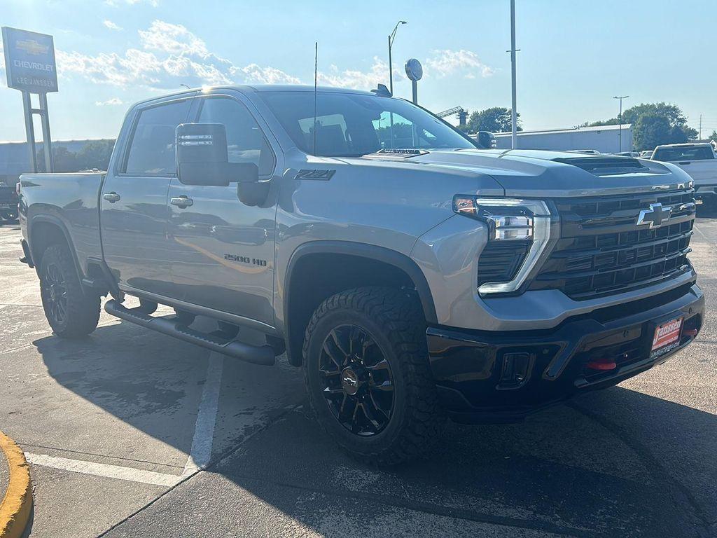 new 2025 Chevrolet Silverado 2500 car, priced at $83,005