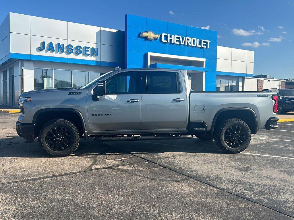 new 2025 Chevrolet Silverado 2500 car, priced at $83,005