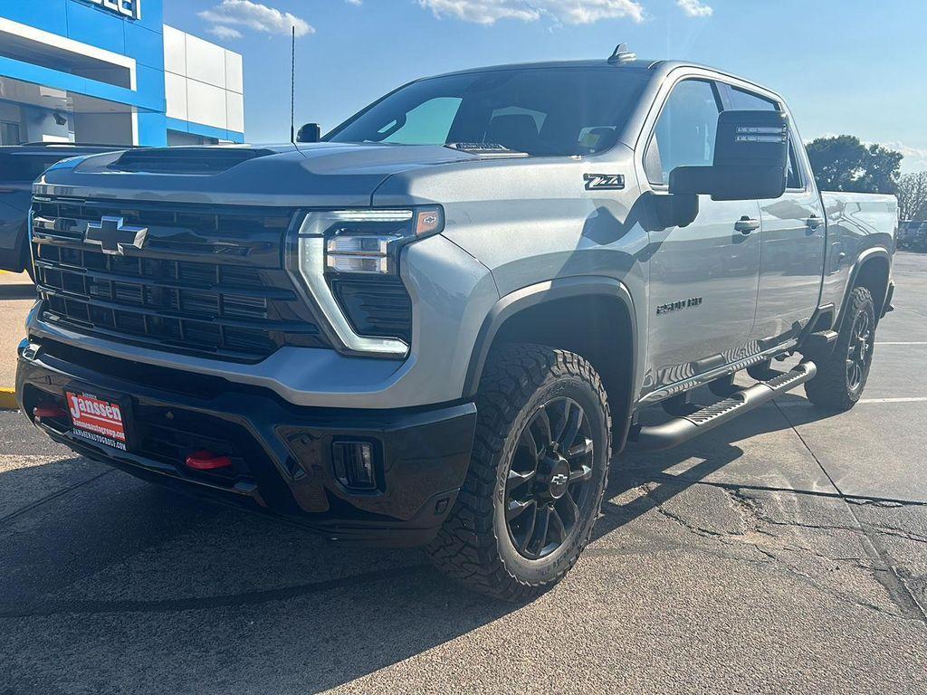 new 2025 Chevrolet Silverado 2500 car, priced at $83,005