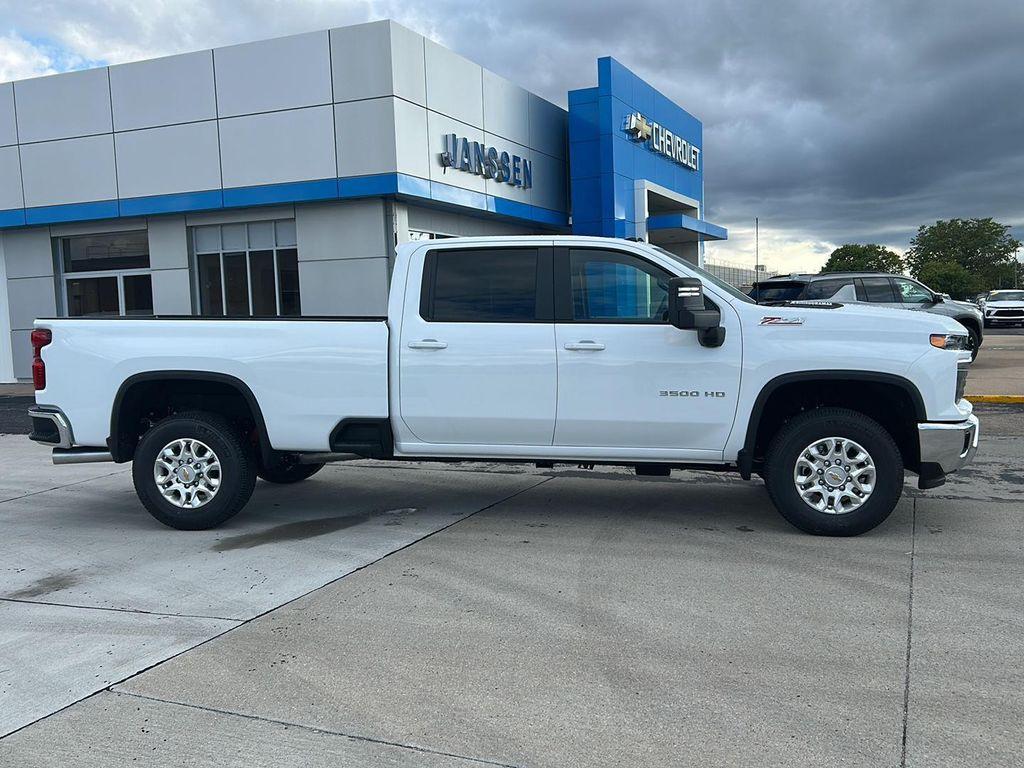 new 2026 Chevrolet Silverado 3500 car, priced at $73,415