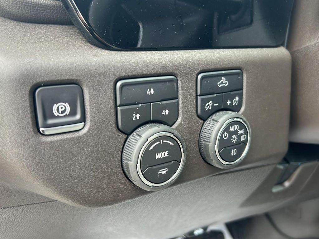 new 2026 Chevrolet Silverado 3500 car, priced at $72,915