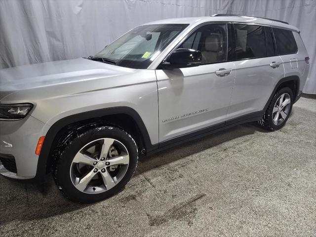 used 2022 Jeep Grand Cherokee L car, priced at $30,995