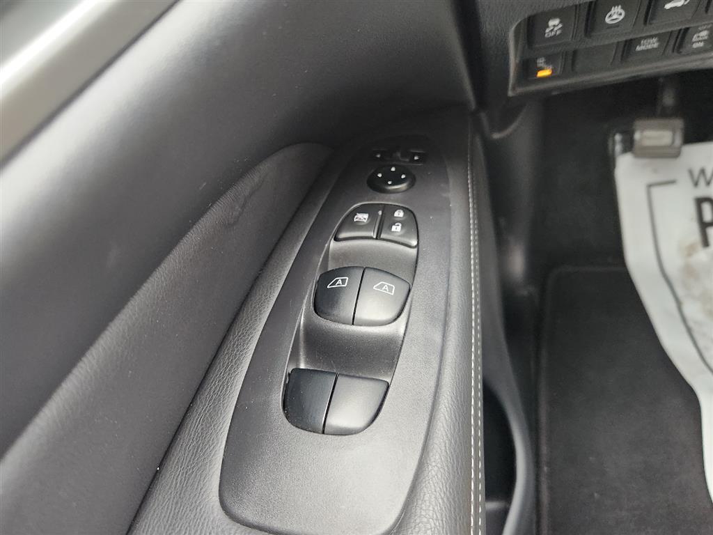 used 2020 Nissan Pathfinder car, priced at $19,995
