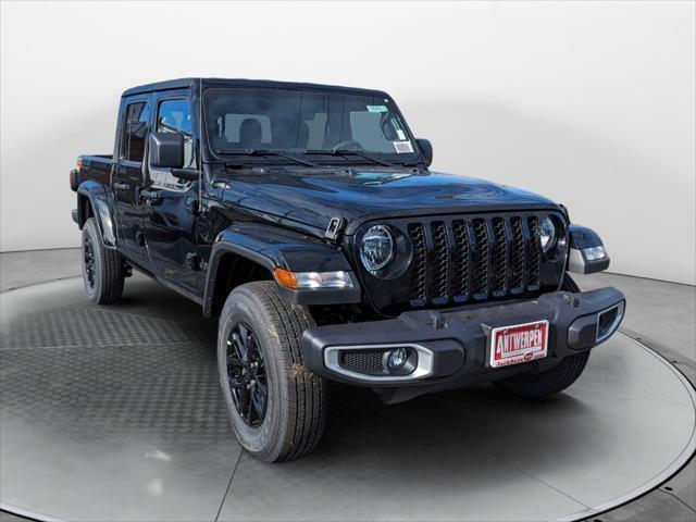 new 2023 Jeep Gladiator car, priced at $43,744