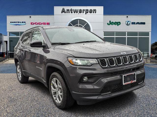 new 2024 Jeep Compass car, priced at $33,337