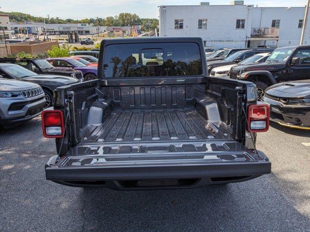 new 2023 Jeep Gladiator car