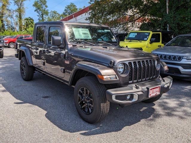 new 2023 Jeep Gladiator car