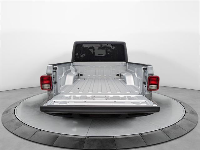 new 2023 Jeep Gladiator car, priced at $43,744