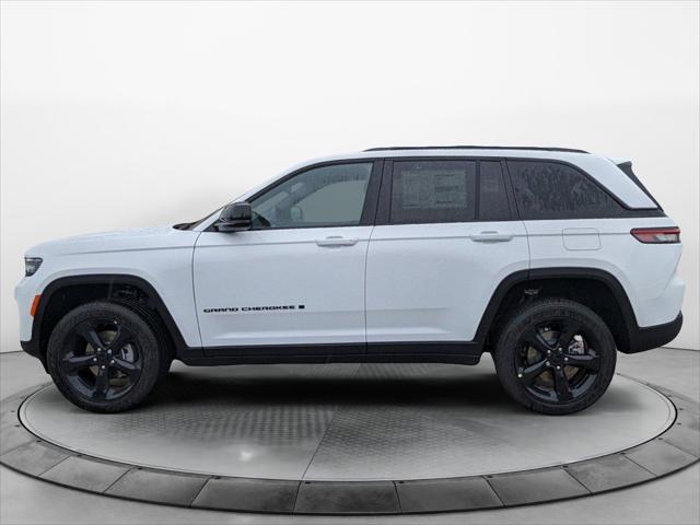 new 2025 Jeep Grand Cherokee car, priced at $43,274