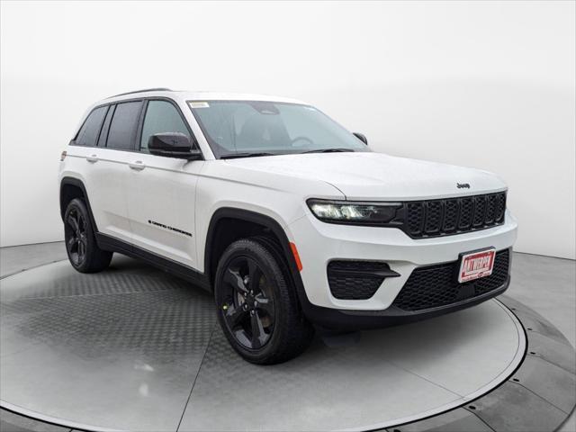 new 2025 Jeep Grand Cherokee car, priced at $43,274