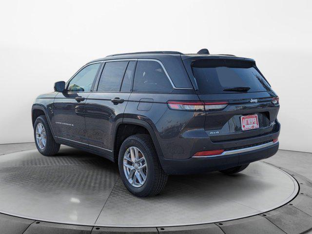 new 2025 Jeep Grand Cherokee car, priced at $40,999