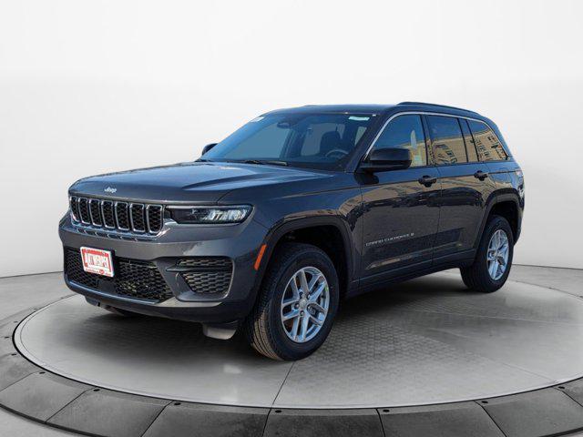 new 2025 Jeep Grand Cherokee car, priced at $40,999