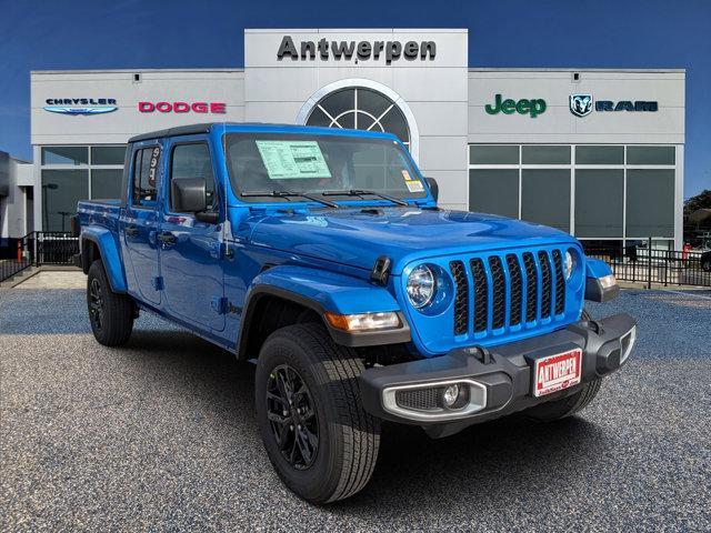 new 2023 Jeep Gladiator car, priced at $48,380