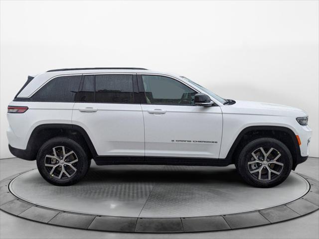 new 2025 Jeep Grand Cherokee car, priced at $48,384