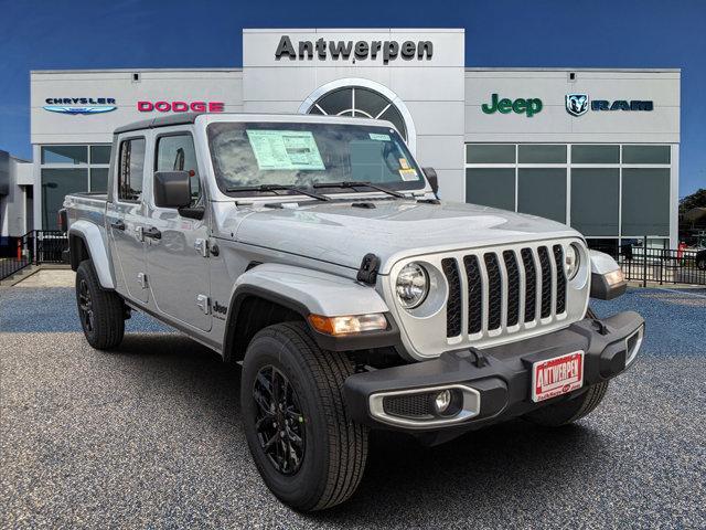 new 2023 Jeep Gladiator car, priced at $48,380
