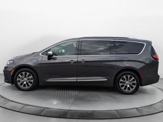 used 2023 Chrysler Pacifica car, priced at $38,595