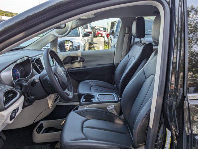 new 2023 Chrysler Pacifica Hybrid car, priced at $44,000