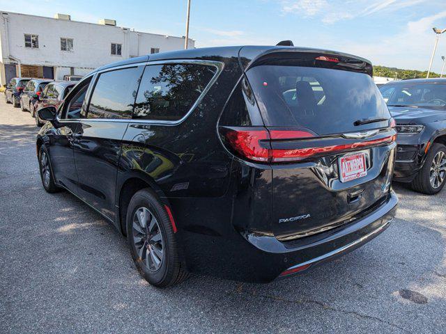 new 2023 Chrysler Pacifica Hybrid car, priced at $44,000