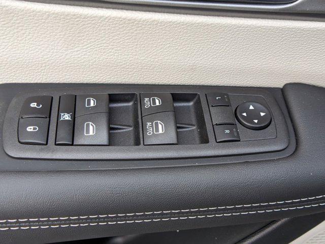 new 2023 Chrysler Pacifica Hybrid car, priced at $44,000