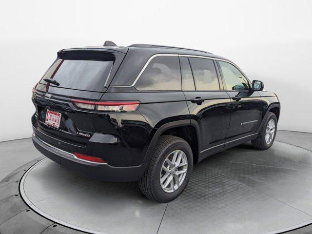 new 2025 Jeep Grand Cherokee car, priced at $40,999