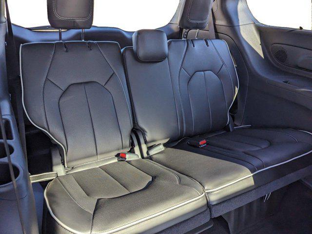 new 2025 Chrysler Pacifica car, priced at $44,075