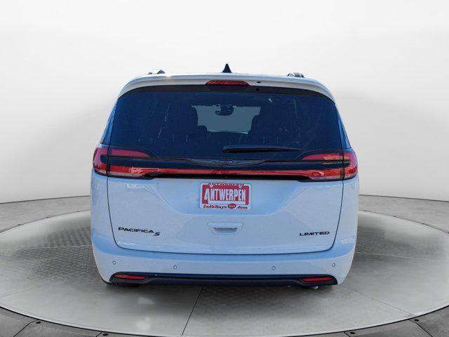 new 2025 Chrysler Pacifica car, priced at $44,075